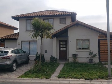 Casa en venta en Laguna del sol, Padre Hurtado - 4 dormitorios, 3 baños