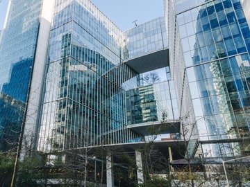 Oficina en arriendo mensual en Oficina en arriendo – cerro el plomo, las condes 1004,42 m2, Las Condes - 12 dormitorios, 10 baños