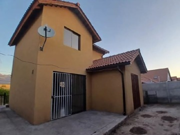 Casa en venta en ¡oportunidad en las vizcachas! naturaleza en puente alto, Puente Alto - 3 dormitorios, 2 baños