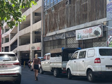 Estacionamiento en arriendo mensual en Bandera 550, Santiago