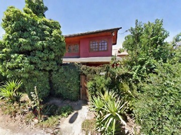 Casa en venta en Las Clarisas, La Florida, Santiago Metropolitan Region 8240000, Chile, La Florida - 5 dormitorios, 2 baños