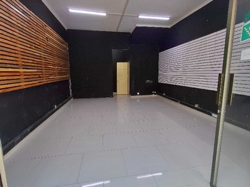 Local Comercial en arriendo mensual en Se arrienda local comercial centro de Talca (151459), Talca - 1 baño