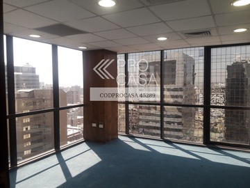 Oficina en arriendo mensual en Moneda - Agustinas, Santiago - 4 baños