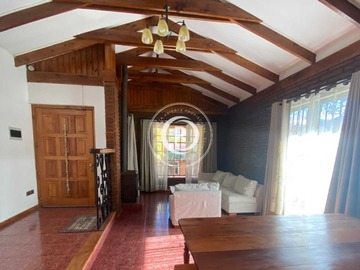 Casa en venta en Venta Acogedora Casa El Melocoton (155179), San José de Maipo - 3 dormitorios, 2 baños