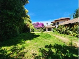 Casa en venta en Arturo Prat, San Javier de Loncomilla - 4 dormitorios, 4 baños