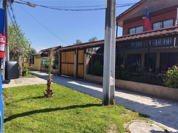 Casa en venta en los quillayes con galvarino, La Florida - 8 dormitorios, 3 baños