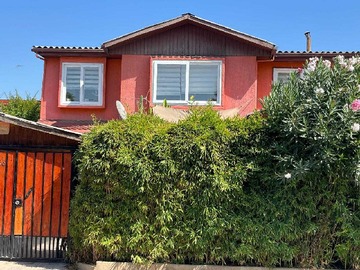Casa en venta en Oportunidad! 3d 2b 2e 1b metro plaza maipú! (143559), Maipú - 3 dormitorios, 2 baños