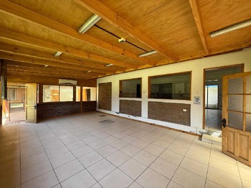 Casa en arriendo mensual en Moderna Vivienda con Excelente Conectividad (168362), Buin - 5 dormitorios, 4 baños