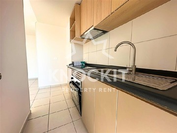 Departamento en arriendo mensual en Avenida Los Libertadores 7282, Cerrillos - 3 dormitorios, 2 baños