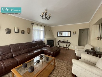 Casa en venta en Cajón grande, Olmué - 4 dormitorios, 5 baños