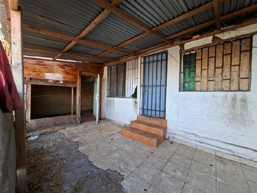 Casa en venta en Pasaje San Vicente de Paul 7854, La Florida - 2 dormitorios, 1 baño