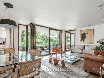 Departamento en venta en Clínica Las Condes / Charles Hamilton, Las Condes - 3 dormitorios, 3 baños