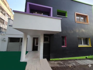 Casa en venta en Carlos Antunez - Las Orquideas, Providencia - 6 dormitorios, 5 baños