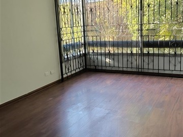 Departamento en arriendo mensual en Los Conquistadores esquina el Gobernador, Providencia - 3 dormitorios, 2 baños