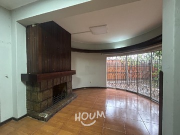 Casa en arriendo mensual en Tte Compton, Ñuñoa - 6 dormitorios, 2 baños