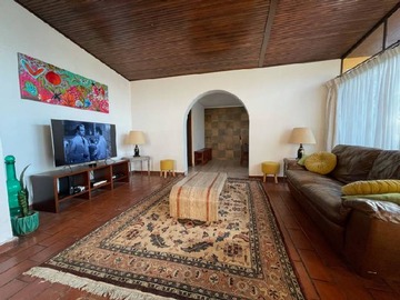 Casa en venta en Country club, colegio saint johns, andree, La Reina - 5 dormitorios, 3 baños