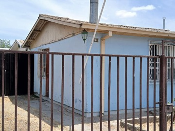Casa en venta en 9 y medio oriente 0205, talca, Región del Maule 3690000, Chile, Talca - 3 dormitorios, 1 baño