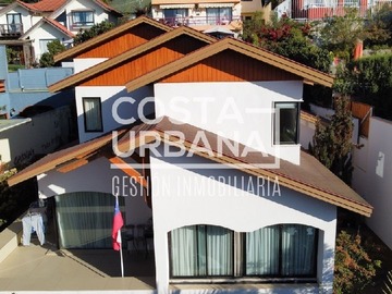 Casa en arriendo mensual en Oxalis, Viña del Mar - 5 dormitorios, 4 baños