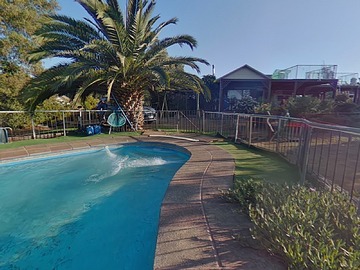 Casa en venta en Se vende parcela 5000 mtr con casa, piscina, quincho, cancha, Concón - 5 dormitorios, 3 baños
