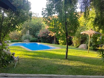 Terreno en venta en Parcela con Entorno Natural y Tranquilo (140580), Curacaví - 3 dormitorios, 3 baños