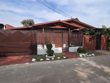 Casa en venta en Pasaje 501 5893, Peñalolén - 2 dormitorios, 1 baño