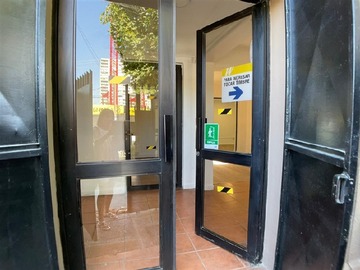 Local Comercial en arriendo mensual en Local Comercial en Arriendo en 1 Norte con 5 Oriente - 4 baños