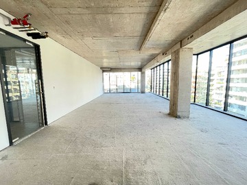 Oficina en arriendo mensual en Oportunidad // Luminoso (163522), Vitacura