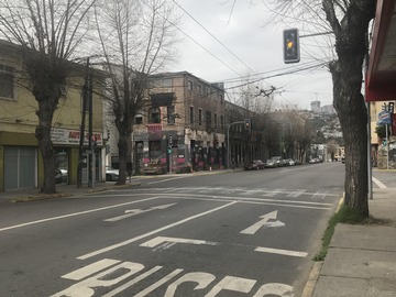 Local Comercial en venta en Avenida Colón, Valparaíso - 3 dormitorios, 2 baños