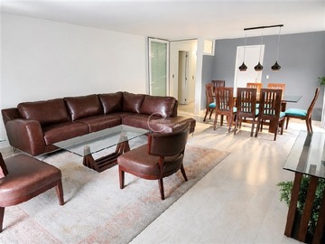 Departamento en venta en Hernando de Aguirre con Pocuro, Providencia - 4 dormitorios, 2 baños