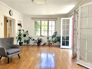 Oficina en arriendo mensual en Bilbao / P. de Valdivia / Metro Inés de Suarez, Providencia - 5 dormitorios, 3 baños