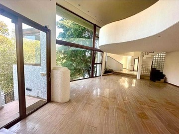 Casa en venta en Casa y terreno Lo Curro (112550), Vitacura - 5 dormitorios