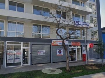 Local Comercial en arriendo mensual en Local con Excelente Conectividad y Visibilida (171491), Santiago - 1 baño