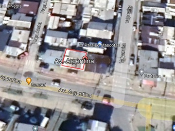 Casa en venta en Avenida Argentina, Valdivia - 4 dormitorios, 2 baños