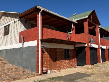 Parcela en venta en Valle del Encanto, Curacaví - 4 dormitorios, 3 baños
