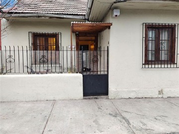 Casa en venta en Luis González con Gamero, Independencia - 4 dormitorios, 3 baños