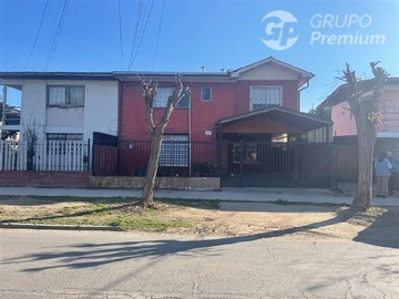 Casa en arriendo mensual en Entre calle Alborada y San miguel, Melipilla - 6 dormitorios, 2 baños