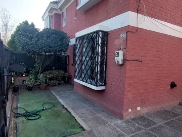 Casa en arriendo mensual en Arriendo Amplia Casa, Lomas de Mirasur - 3 dormitorios, 2 baños