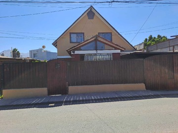 Casa en venta en venta de Amplia Casa con Hermoso Diseño (148852), Copiapó - 6 dormitorios, 3 baños