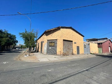Casa en venta en “Casa esquina en Cerrillos con gran Bidega” (176658), Cerrillos - 4 dormitorios, 2 baños