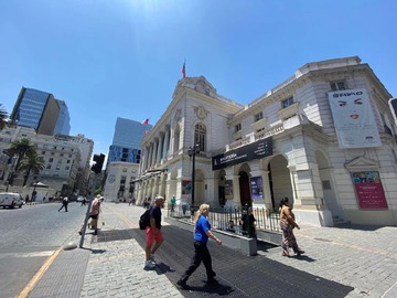 Local Comercial en venta en Teatro municipal, Santiago - 1 dormitorio, 4 baños