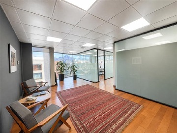 Oficina en venta en La dehesa- los cactus, Lo Barnechea - 4 dormitorios, 2 baños