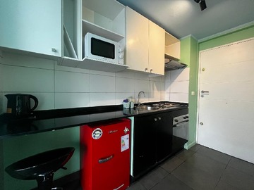 Departamento en arriendo mensual en Arturo Prat 602, Santiago, Región Metropolitana de Santiago 8320000, Chile, Santiago - 1 dormitorio, 1 baño