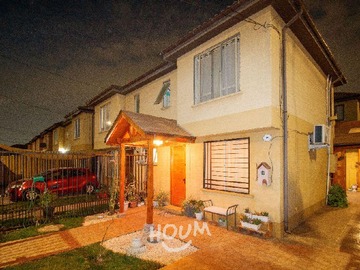 Casa en arriendo mensual en Casa en Cerro Negro Norte. 3 Dormitorios. 90 M2 - 3 dormitorios, 2 baños