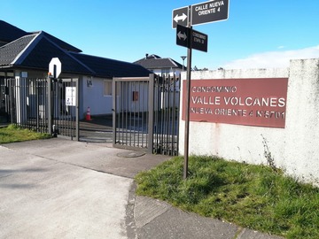 Casa en venta en Condominio Valle Volcanes 4, Puerto Montt - 3 dormitorios, 3 baños