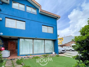 Casa en venta en Ejército, Concepción - 5 dormitorios, 3 baños