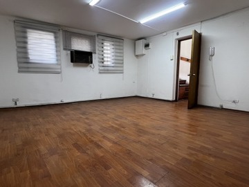 Oficina en arriendo mensual en Con tomás andrews, Providencia - 1 dormitorio, 2 baños