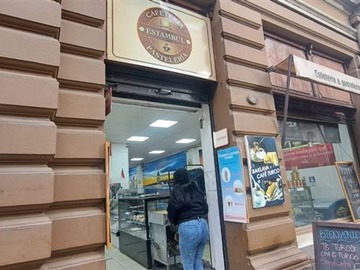 Local Comercial en arriendo mensual en Metro Plaza de Armas, Santiago