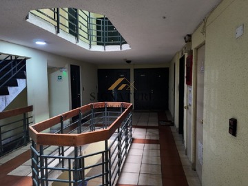 Departamento en venta en Plaza brasil y metro santa ana y heroes, Santiago - 2 dormitorios, 2 baños