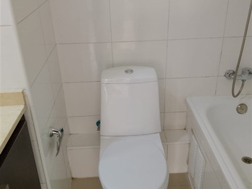 Departamento en arriendo mensual en Carmen con Argomedo, Santiago - 1 dormitorio, 1 baño