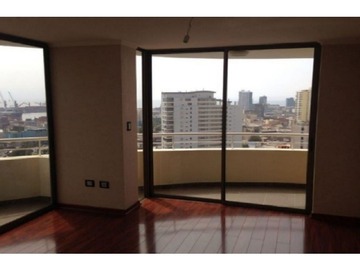 Departamento en venta en Galleguillos Lorca, Antofagasta - 5 dormitorios, 3 baños